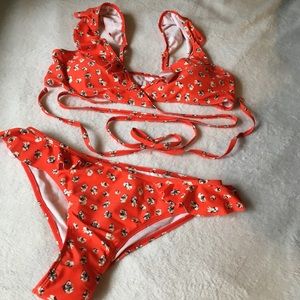 NWOT Ruffle Floral Wrap Bikini